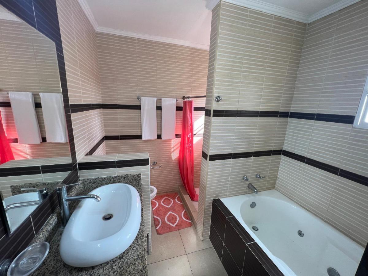 Villa Limajo's House